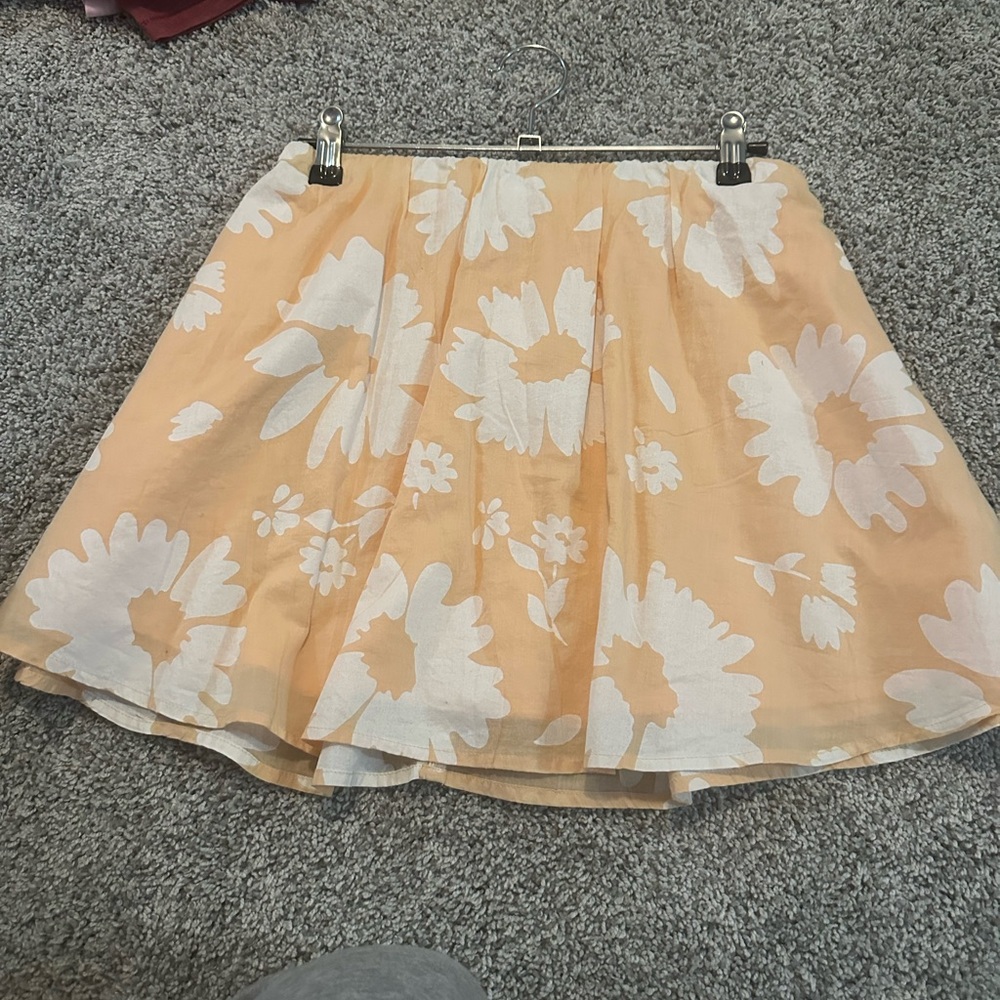 American eagle floral skirt